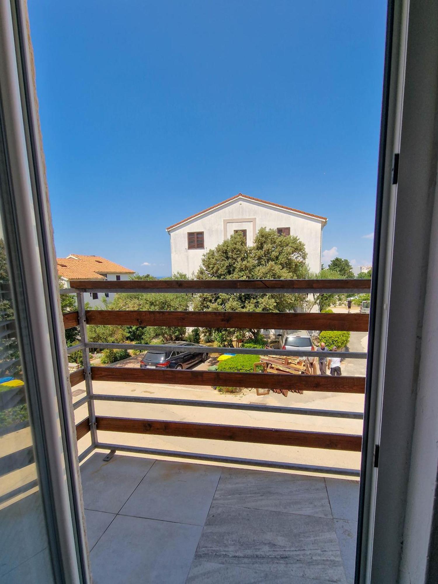 Flip - Flop Apartment Novalja Luaran gambar